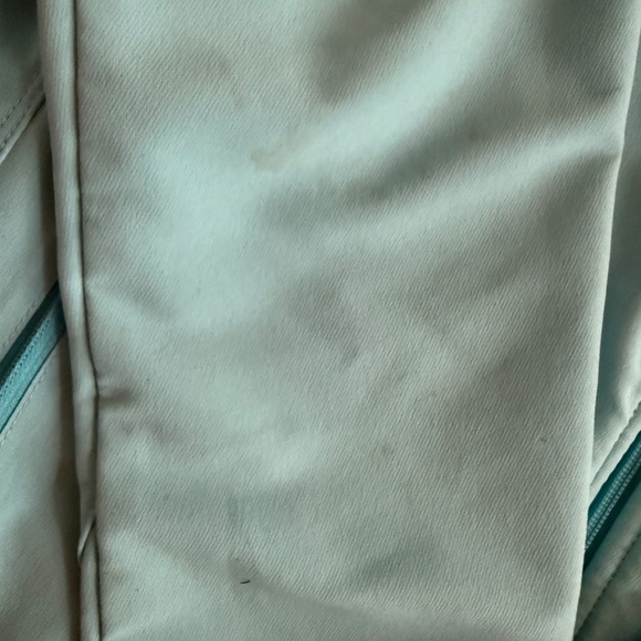 Patagonia woman’s coat - Picture 3 of 5